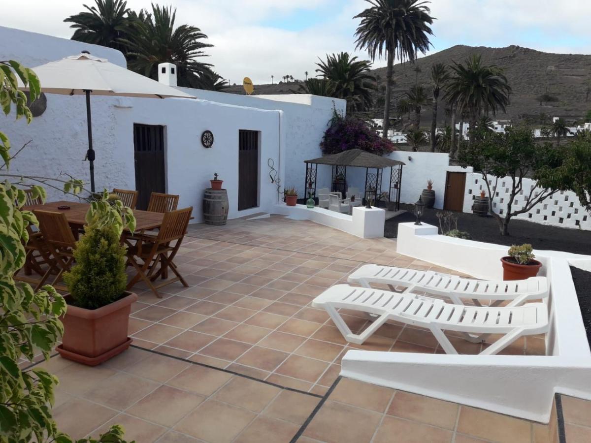 Casa Maria Dolores Haria Exterior photo